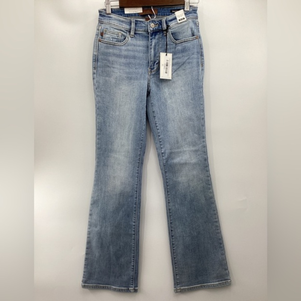 Judy Blue Mid Rise Light Blue Boot Cut Jeans